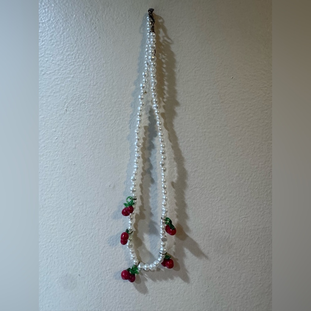 Elegant Pearl and Cherry Necklace